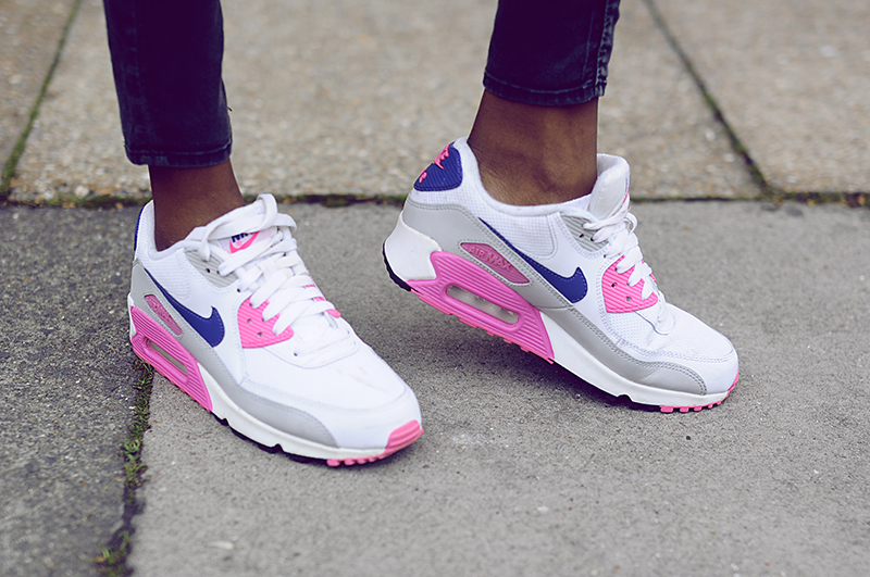 nike-air-max-90-pink-1